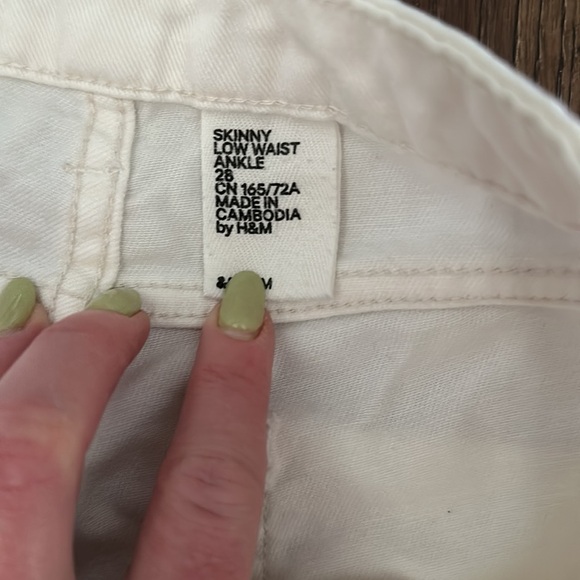 Zipper detail white skinny jeans - Picture 3 of 5